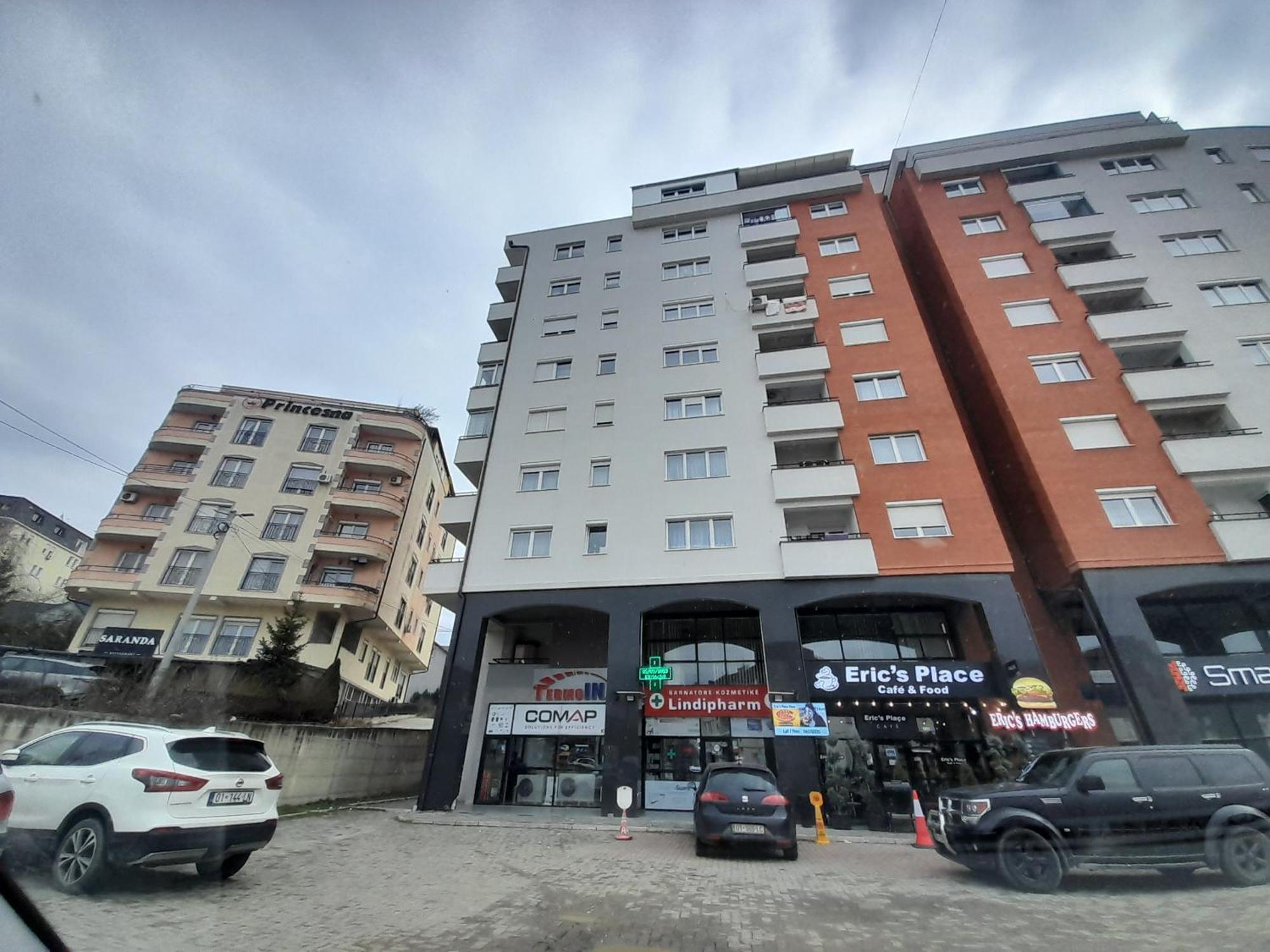 Gray Apartment 1 Pristina Buitenkant foto